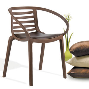 chaise contemporaine 1