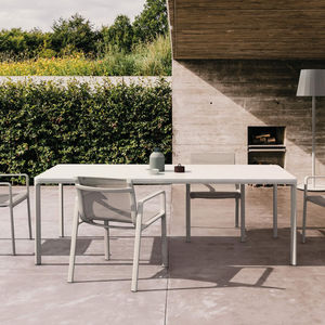 table à manger contemporaine