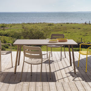 table à manger contemporaine