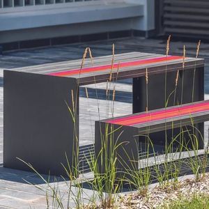 table de pique-nique contemporaine