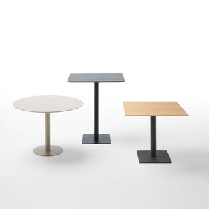table contemporaine