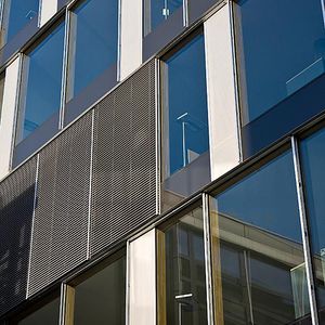 brise-soleil en aluminium