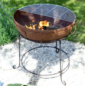 brasero de jardin à bois