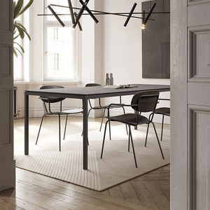 chaise de salle à manger moderne