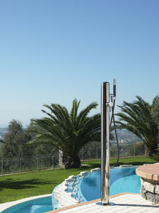 douche de jardin de piscine 1