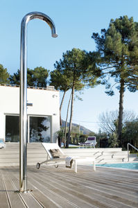 douche d'extérieur en acier inoxydable 1