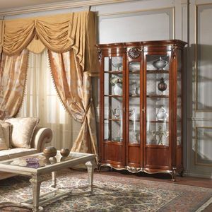 vaisselier de style Louis XV 1