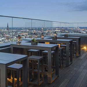 table mange-debout contemporaine