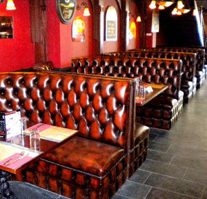 banquette de bistrot chesterfield