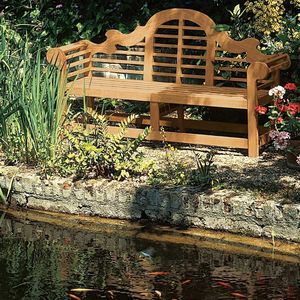 banc de jardin classique