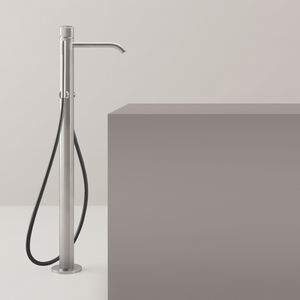 mitigeur pour baignoire 1