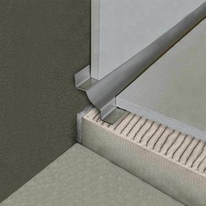 profilé de finition en acier inox 1
