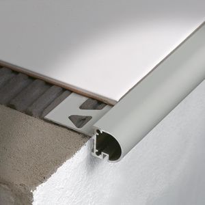 profilé de finition en aluminium 1