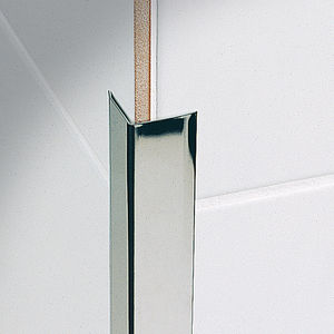 profilé de finition en aluminium