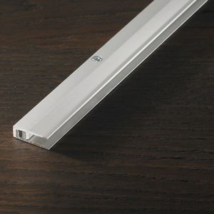 profilé de finition en aluminium anodisé