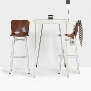 table mange-debout contemporaine