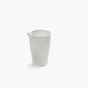 carafe en porcelaine