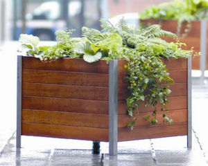 jardinière en acier inoxydable
