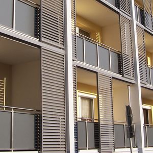 brise-soleil en aluminium