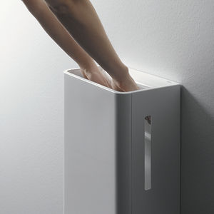 sèche-mains automatique
