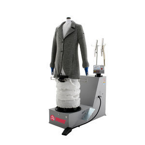 mannequin de repassage pour vêtements