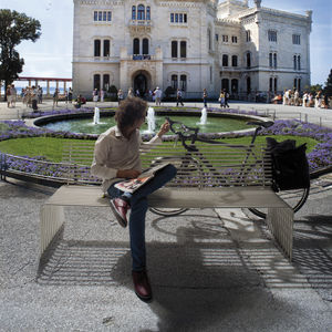 banc public design industriel