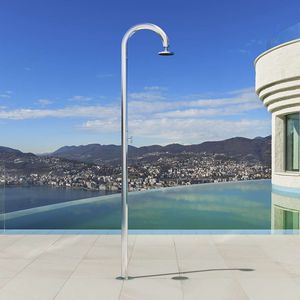 douche d'extérieur en acier inoxydable 1