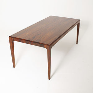 table à manger design scandinave 1