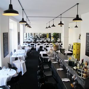 plafonnier de style industriel 1