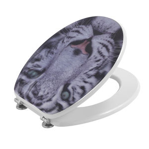 lunette de toilettes en plastique