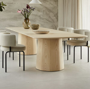 table contemporaine