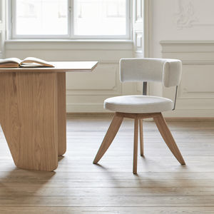 chaise contemporaine