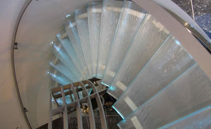 marche en verre 1