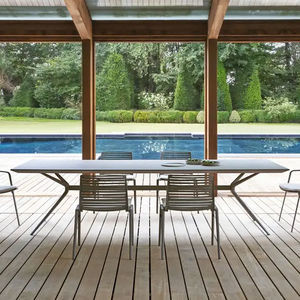 table contemporaine