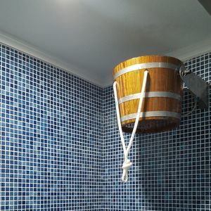 douchette latérale en bois 1