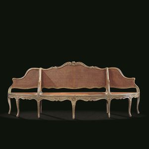 canapé de style Louis XV 1