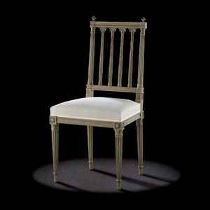 chaise de style Louis XVI 1