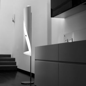 lampe sur pied