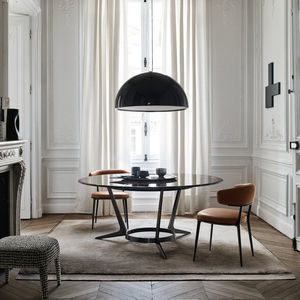 table contemporaine