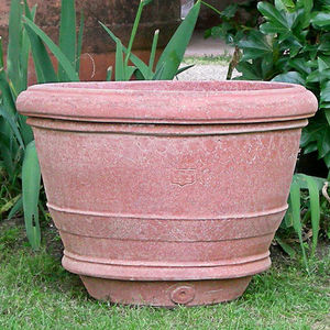 pot de jardin en terracotta