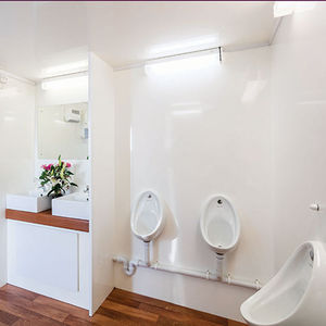 cabine sanitaire en HPL 1