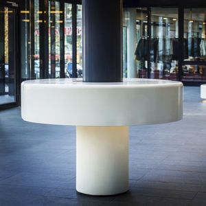 table contemporaine