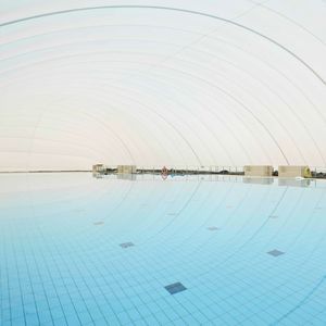 structure gonflable pour piscine publique