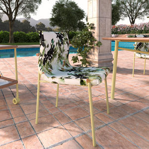 chaise de jardin contemporaine