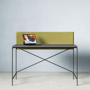 bureau sur pied 1