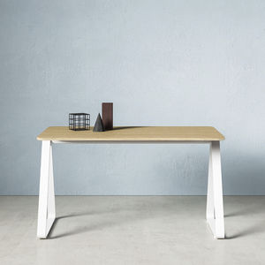 bureau sur pied