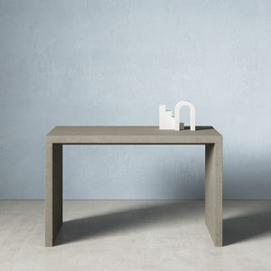 bureau sur pied