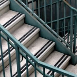 nez de marche en résine époxy