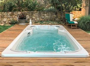 spa de nage encastrable