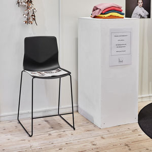chaise de bar contemporaine / empilable / luge / en polypropylène
